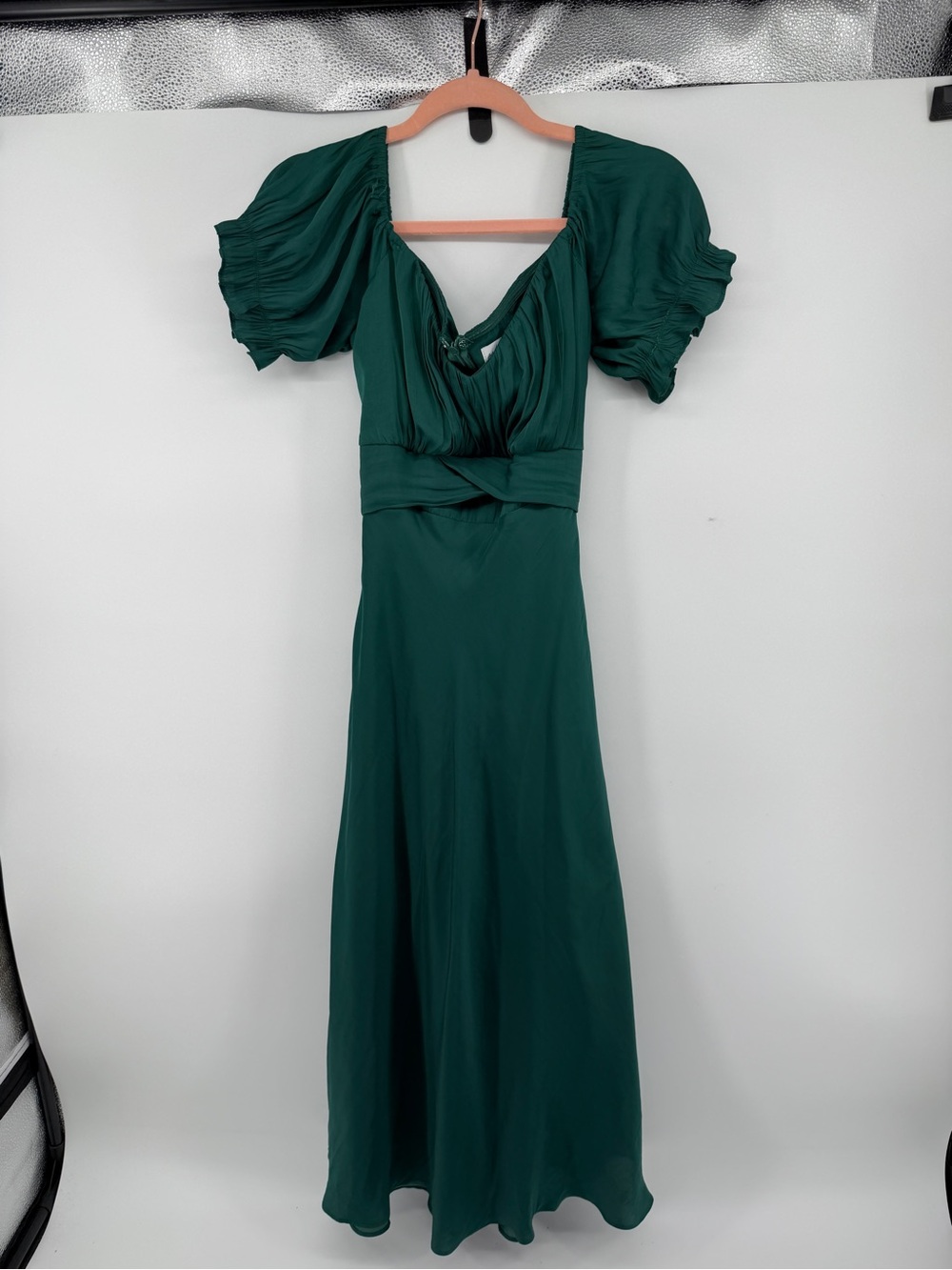 Petal & Pup Princesscore Emerald Green Satin Mickenna Sweetheart Midi Dress Sz4